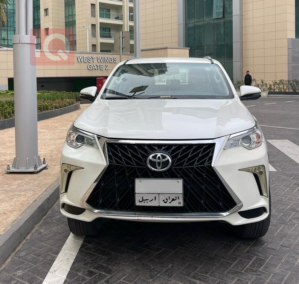 تۆیۆتا فۆرچێنەر